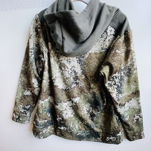 Strata Hoodie Camouflage Medium Pullover Excellent - Picture 2 of 9